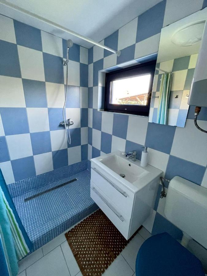 Jorgos Apartman Кестели Екстериор снимка