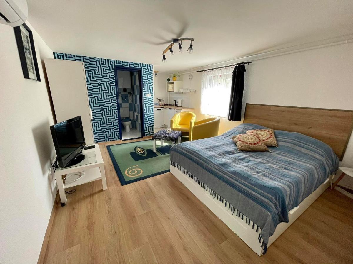 Jorgos Apartman Кестели Екстериор снимка